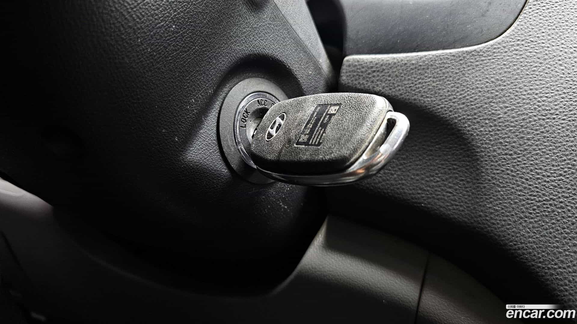 Starex Hyundai 2018.8-OPTION-020