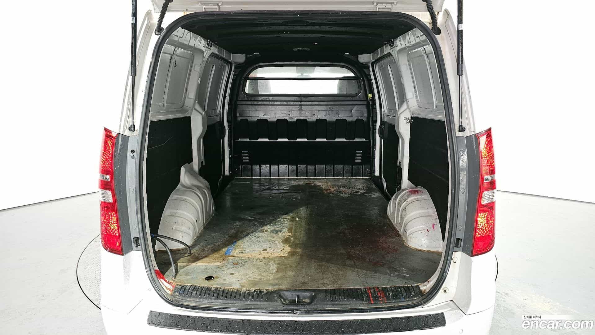 Starex Hyundai 2018.8-OPTION-024