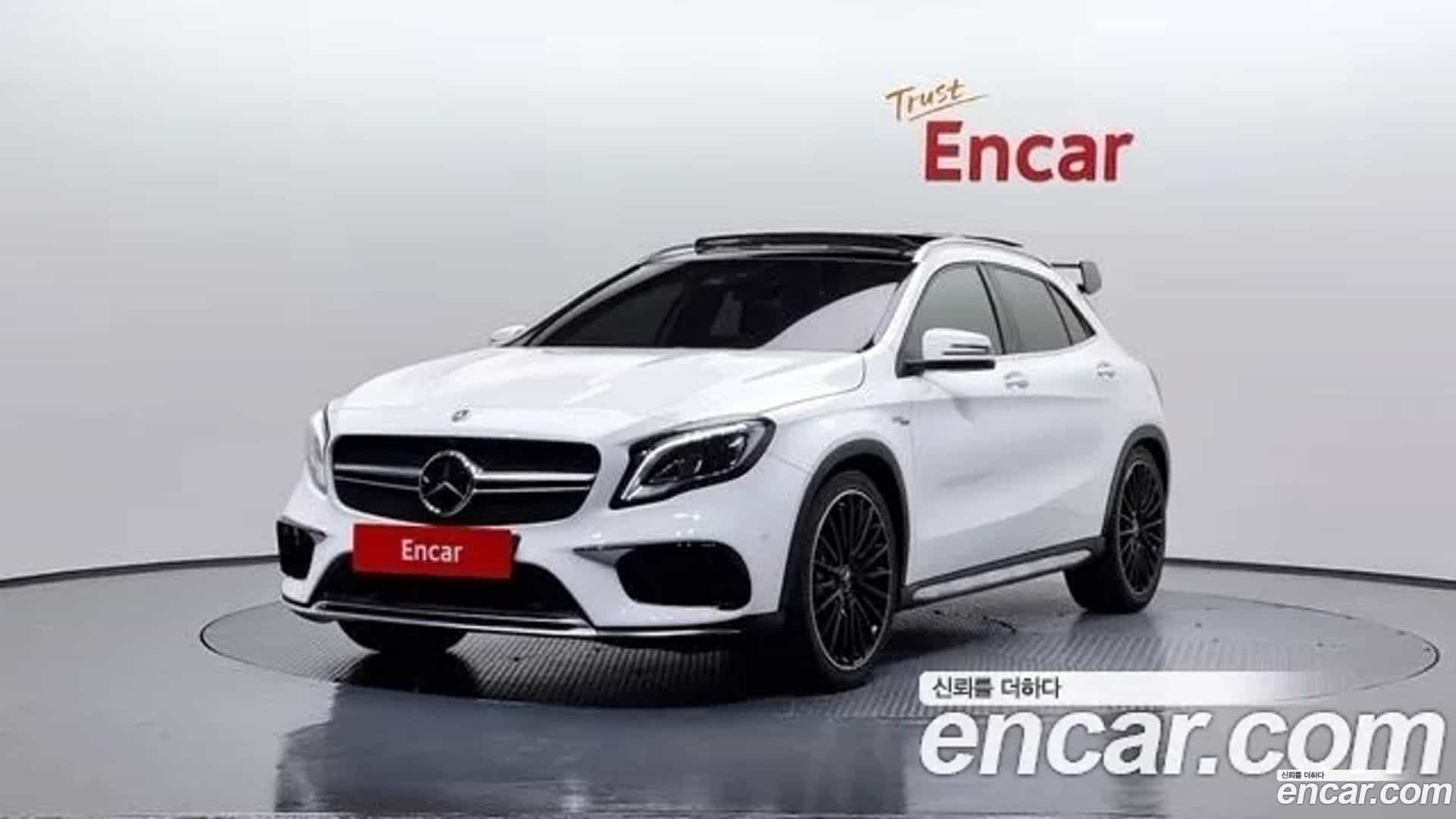 GLA-Class Mercedes-Benz 2019.5-OUTER-001