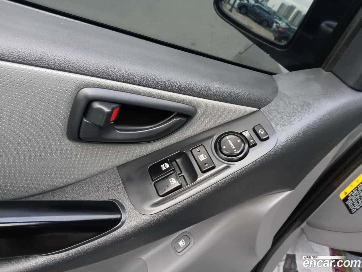Starex Hyundai 2020.9-OPTION-016