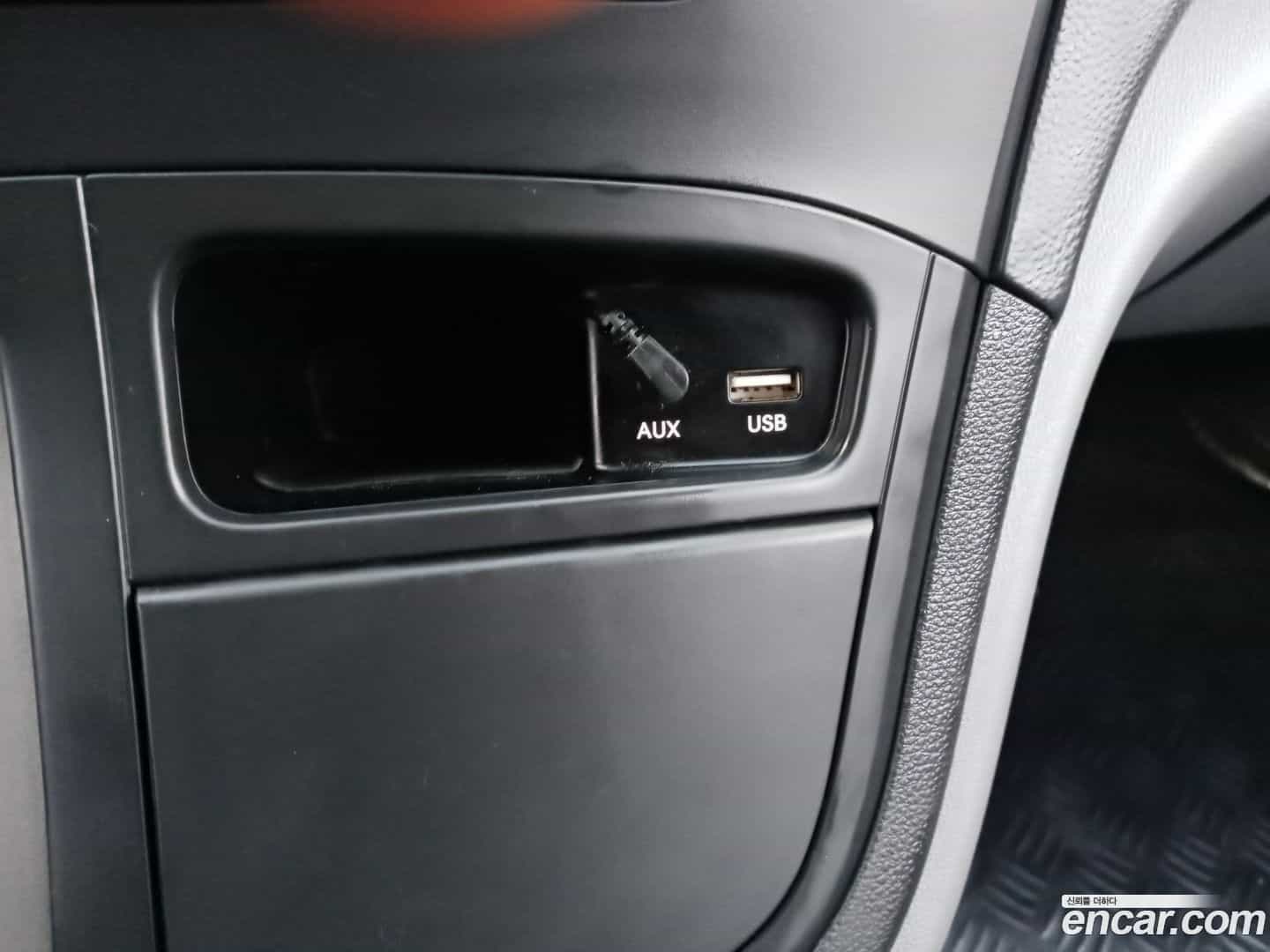 Starex Hyundai 2020.9-OPTION-019