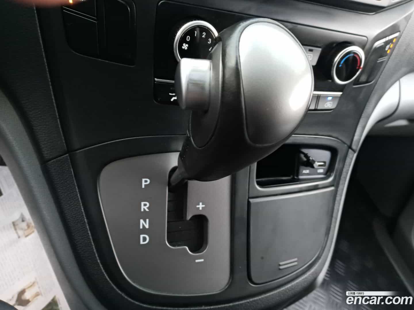 Starex Hyundai 2020.9-OPTION-020