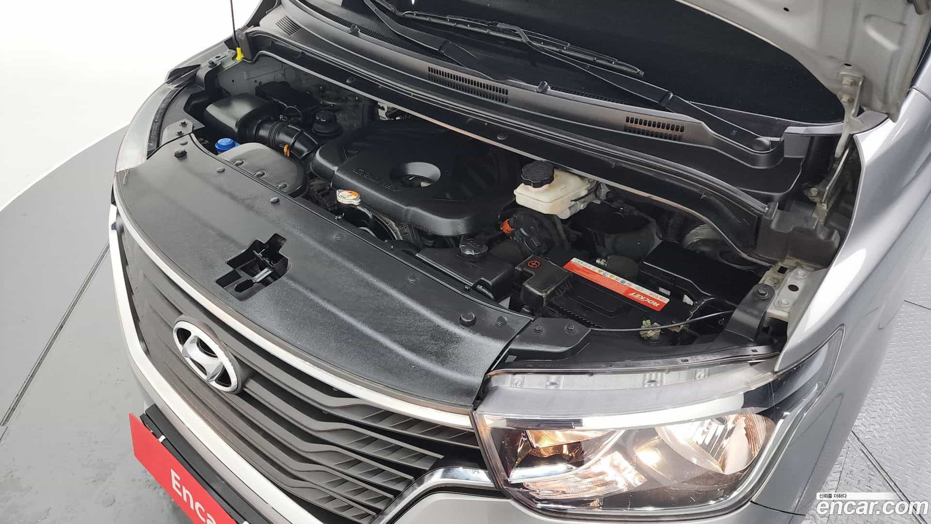 Starex Hyundai 2018.0-INNER-006