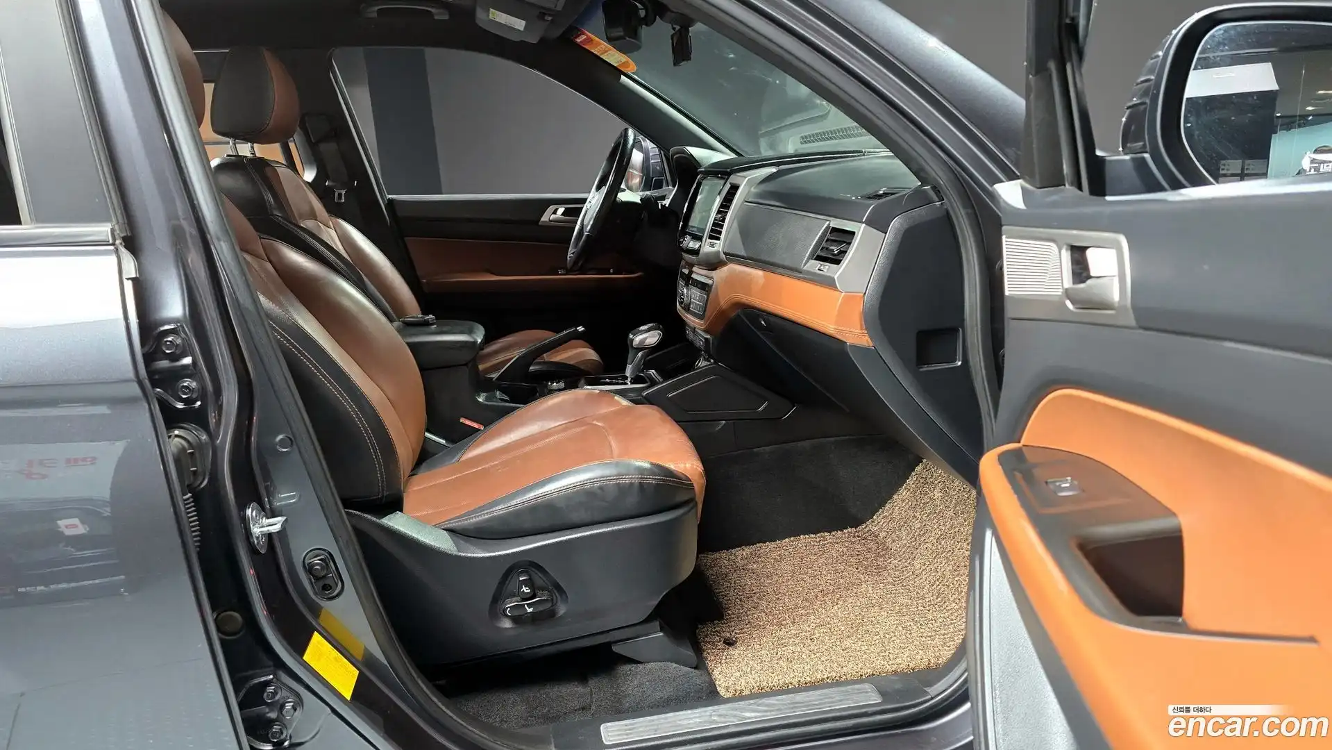 Rexton KG Mobility 2019.6-OPTION-015