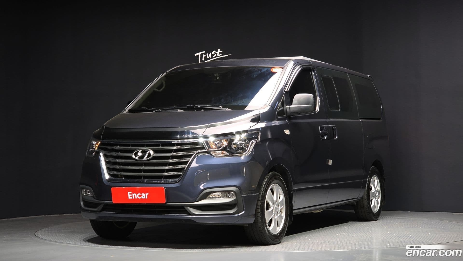 Main__Slider__Photo:Starex Hyundai 2018.3-0