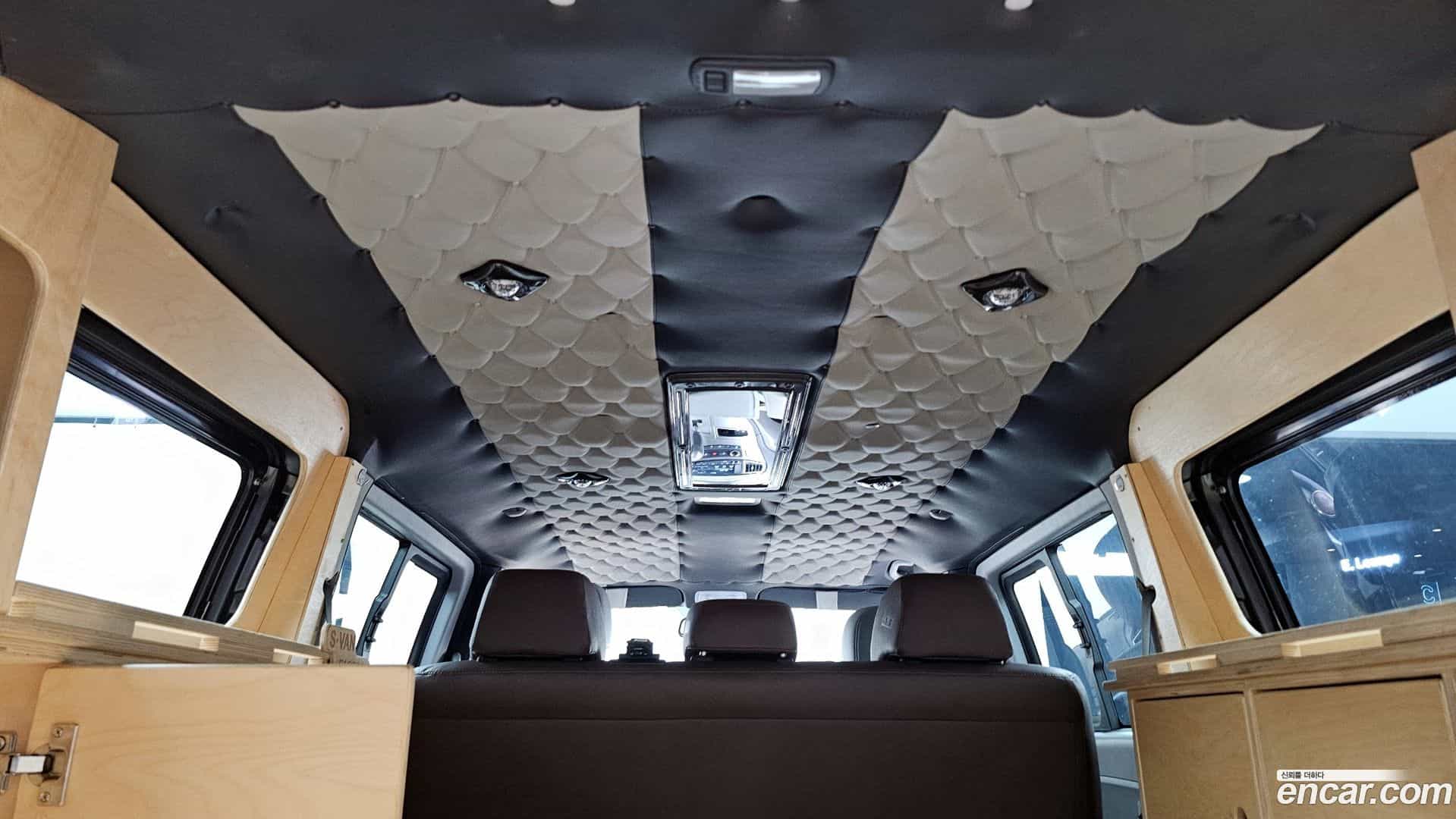 Starex Hyundai 2018.3-OPTION-021