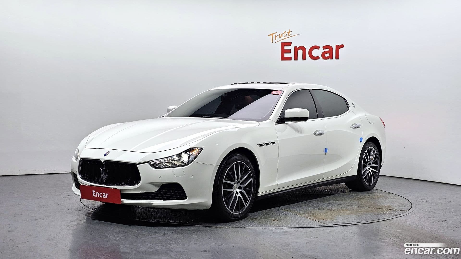 Main__Slider__Photo:Ghibli Maserati 2016.4-0