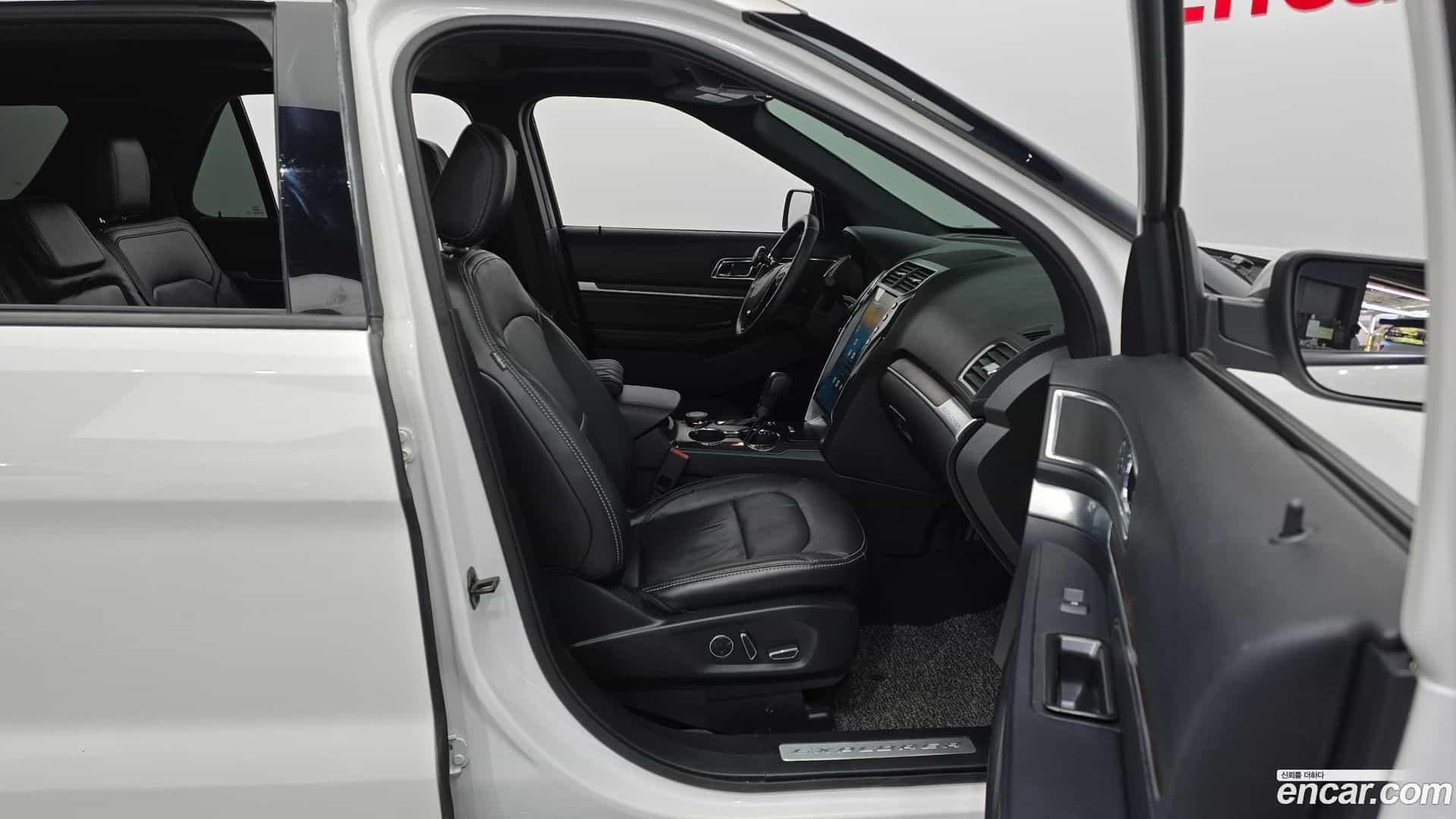 Explorer Ford 2018.7-OPTION-015