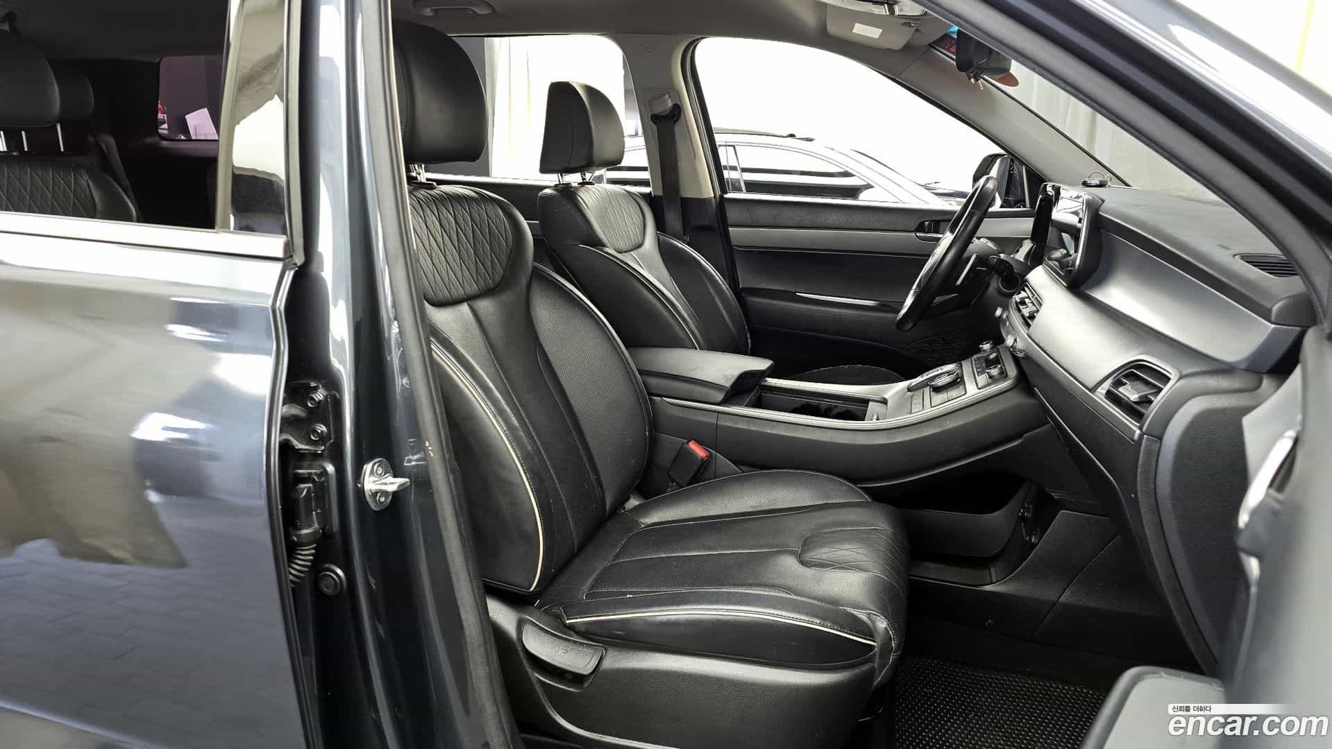 Palisade Hyundai 2020.2-INNER-010