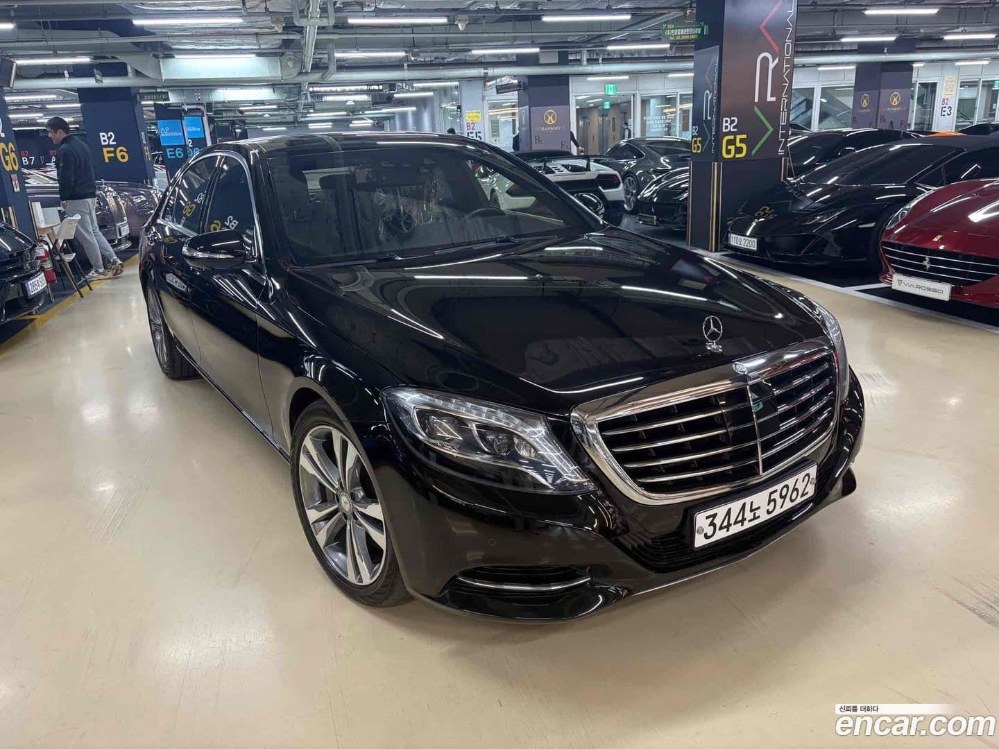 Main__Slider__Photo:S-Class Mercedes-Benz 2015.11-0