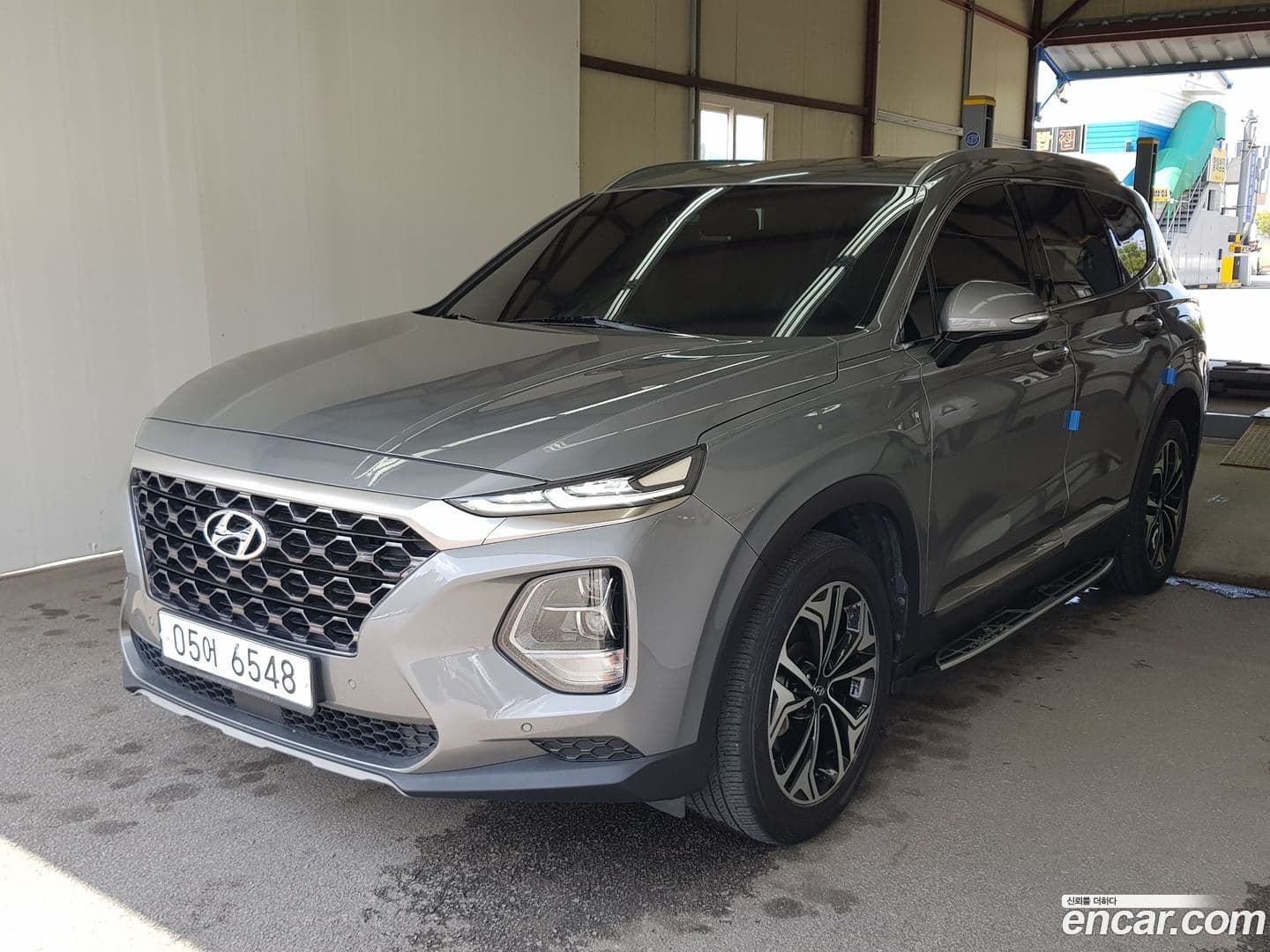Main__Slider__Photo:Santafe Hyundai 2018.3-0