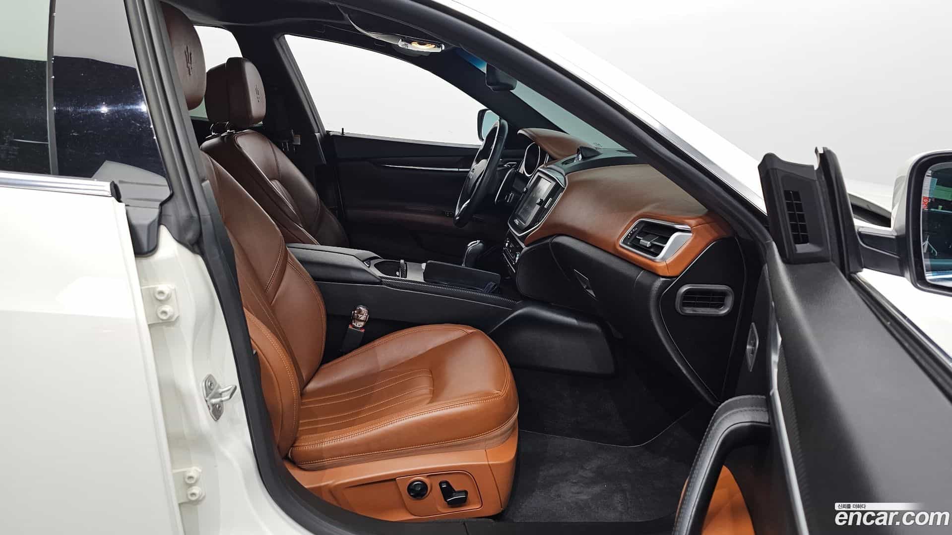 Ghibli Maserati 2015.6-OPTION-015