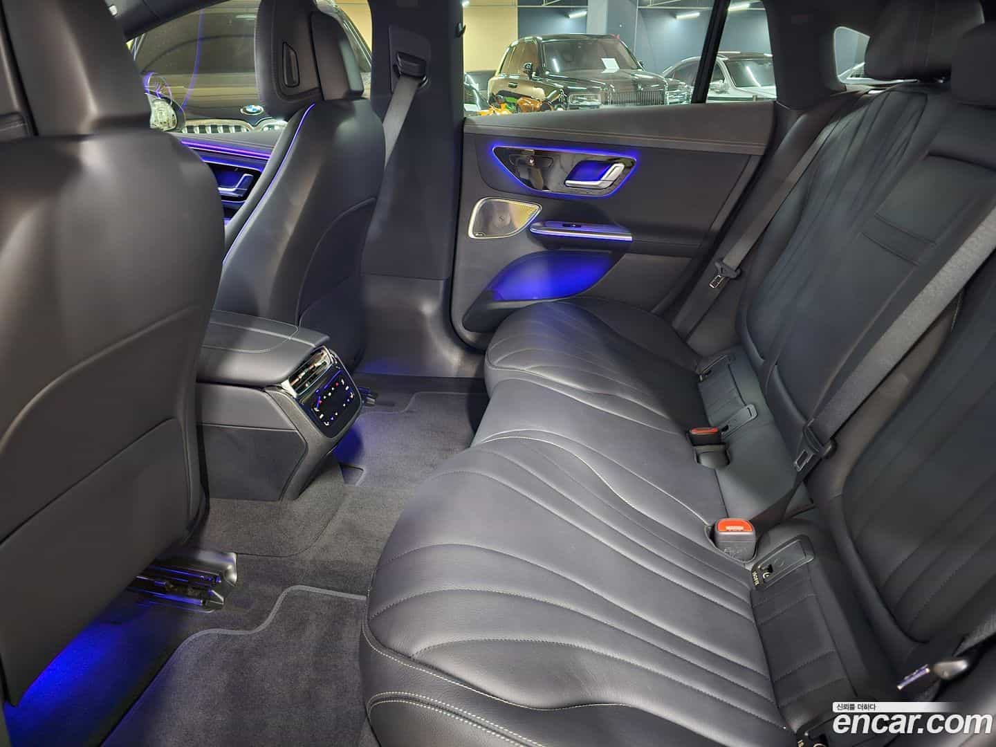 EQE Mercedes-Benz 2024.4-OPTION-019