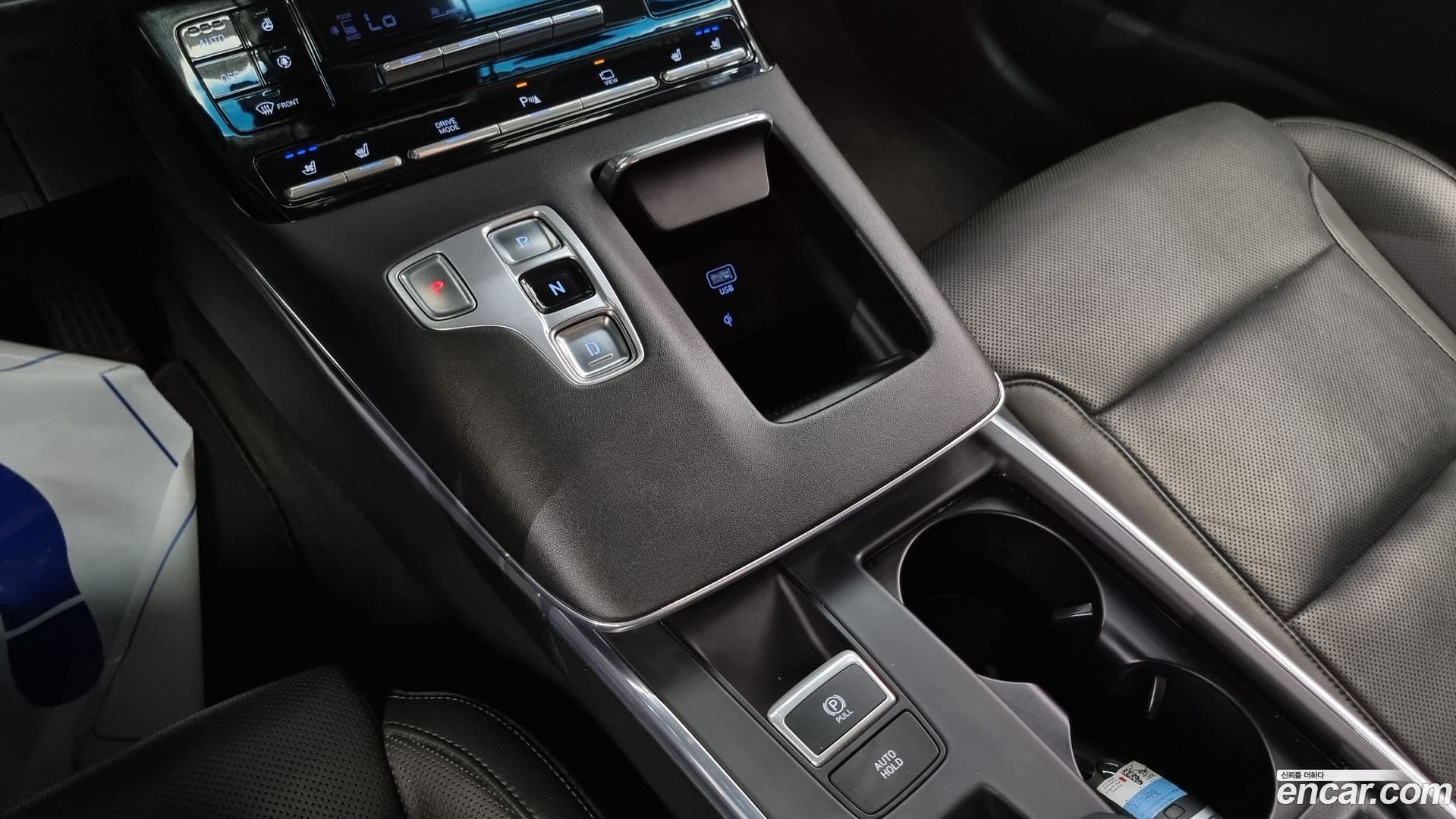 Main__Slider__Photo:Grandeur Hyundai 2021.2-8