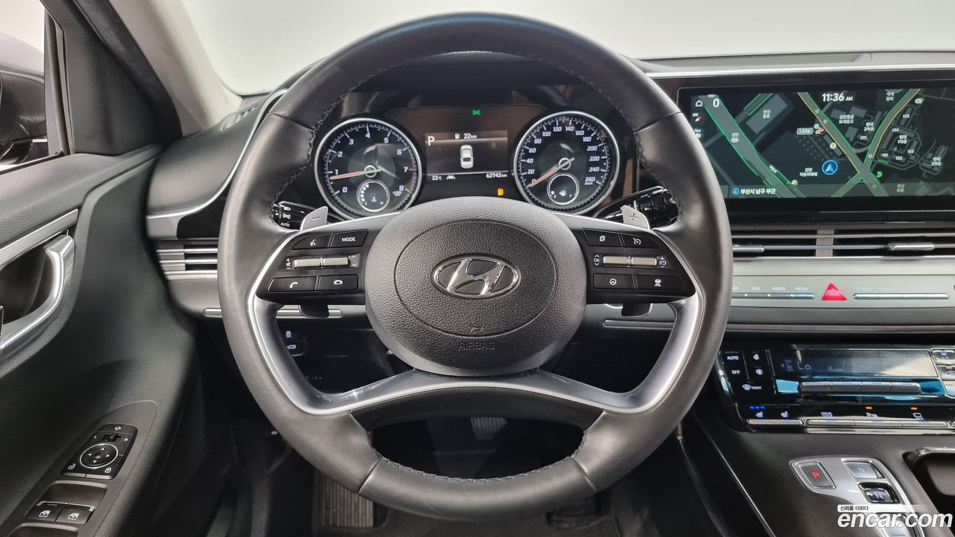 Main__Slider__Photo:Grandeur Hyundai 2021.2-12