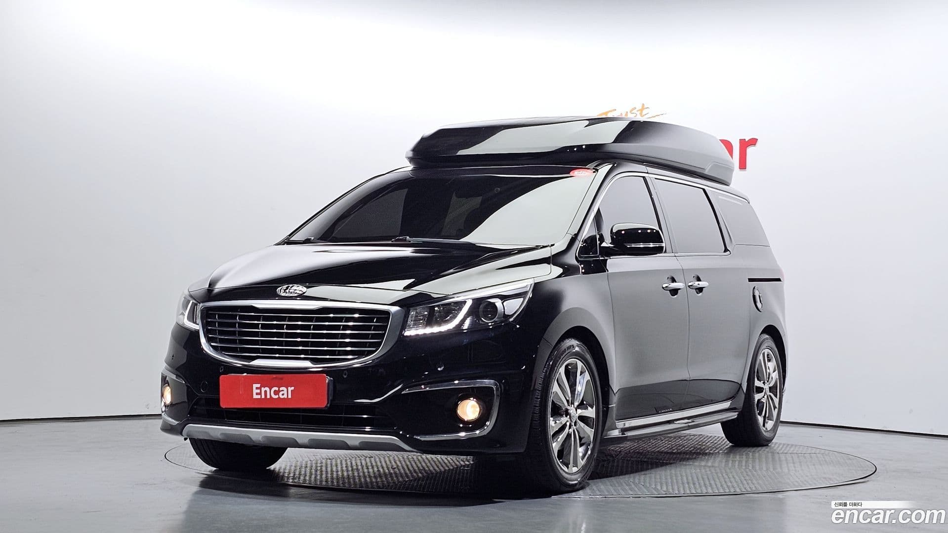 Main__Slider__Photo:Canival Kia 2015.5-0
