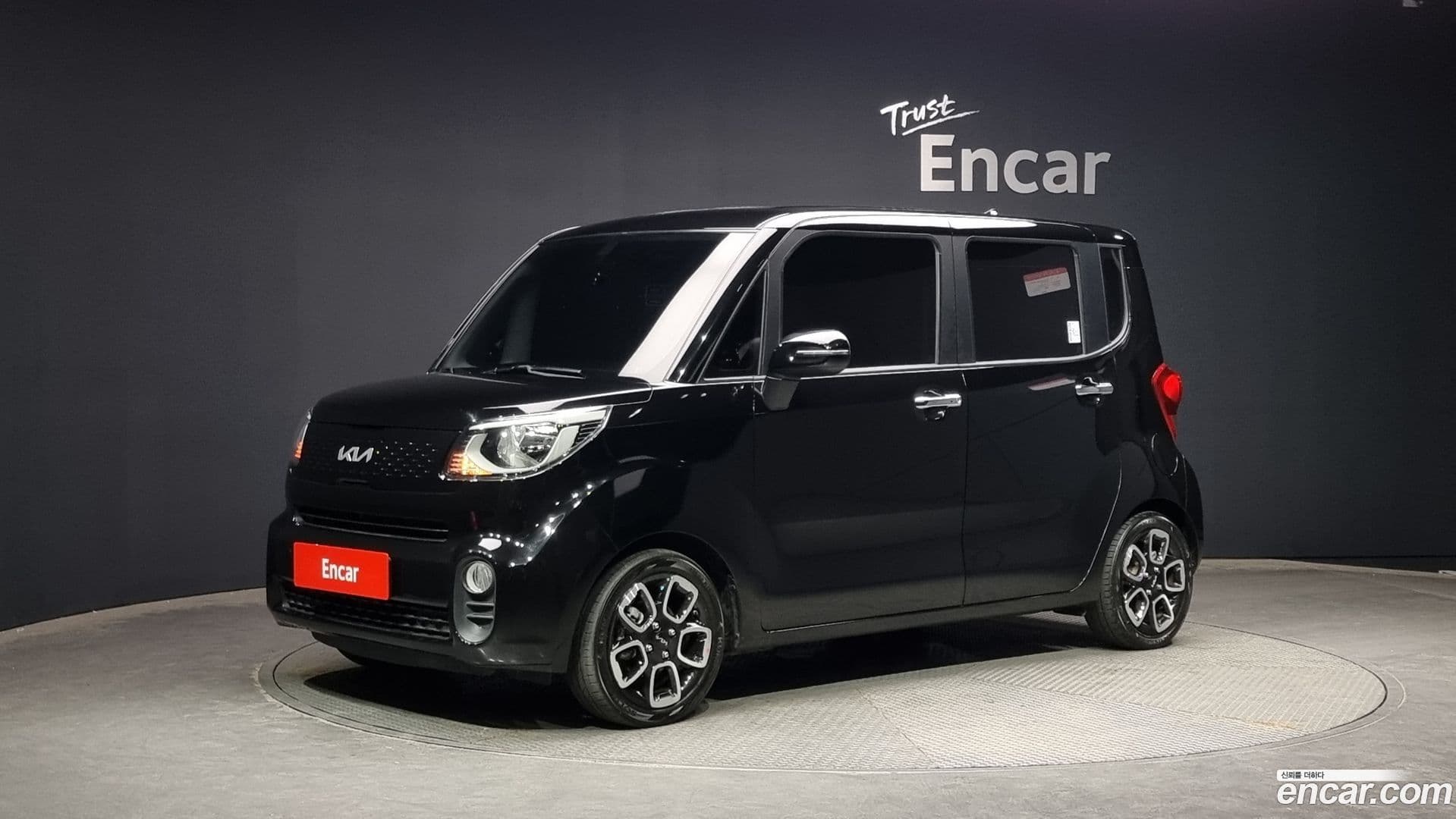 Main__Slider__Photo:RAY Kia 2022.4-0
