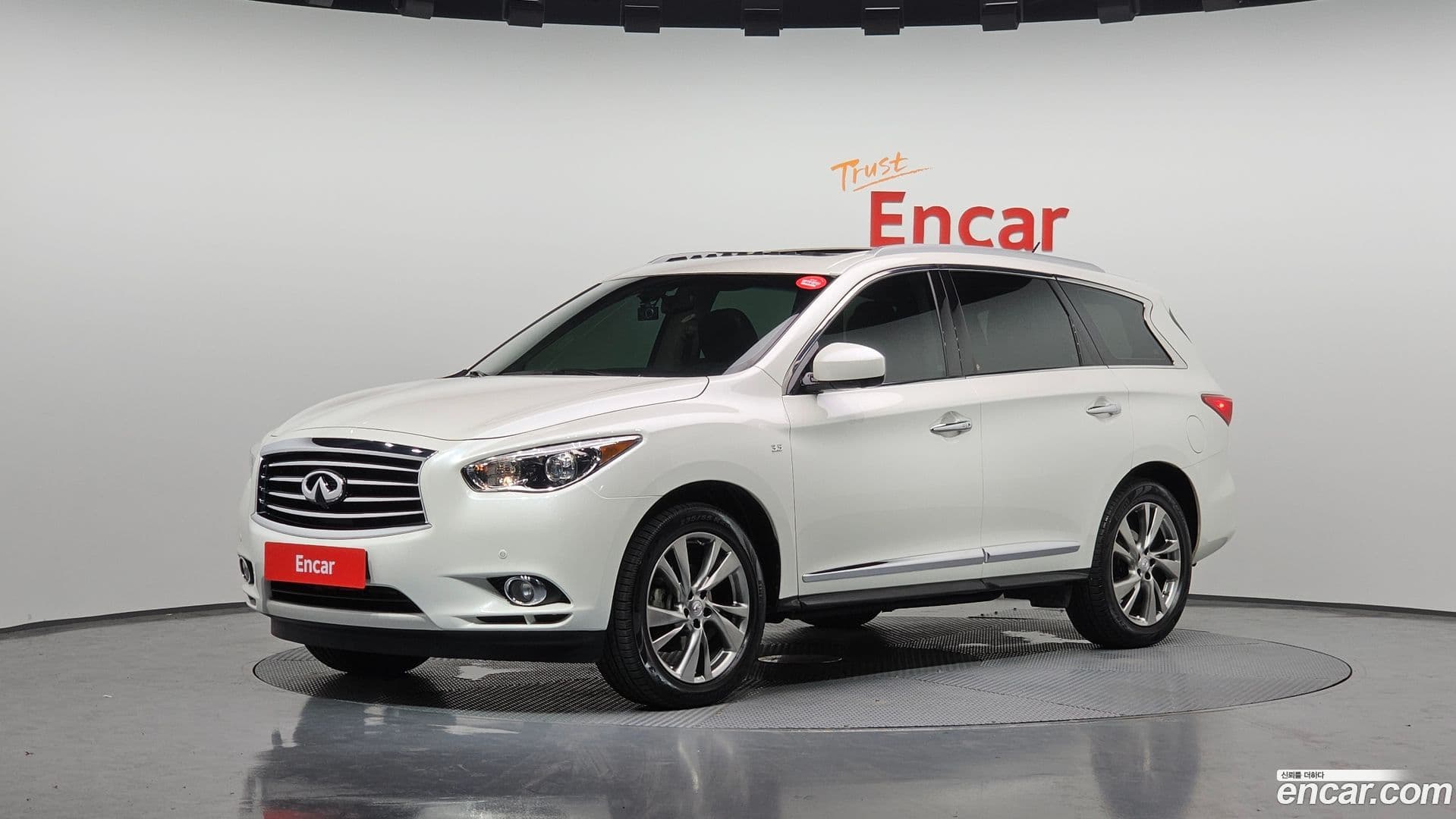 Main__Slider__Photo:QX60 Infiniti 2015.11-0