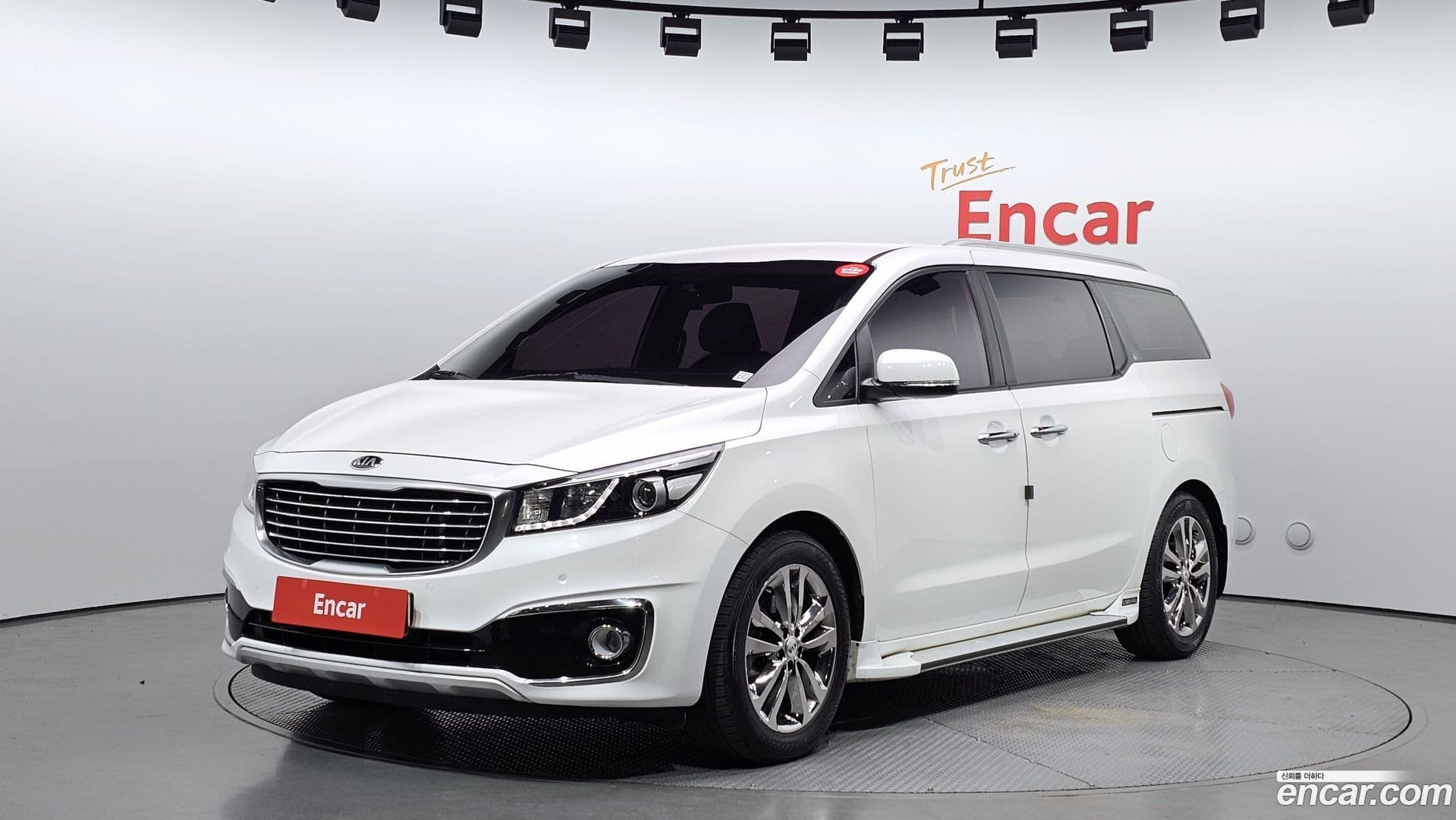 Main__Slider__Photo:Canival Kia 2015.4-0