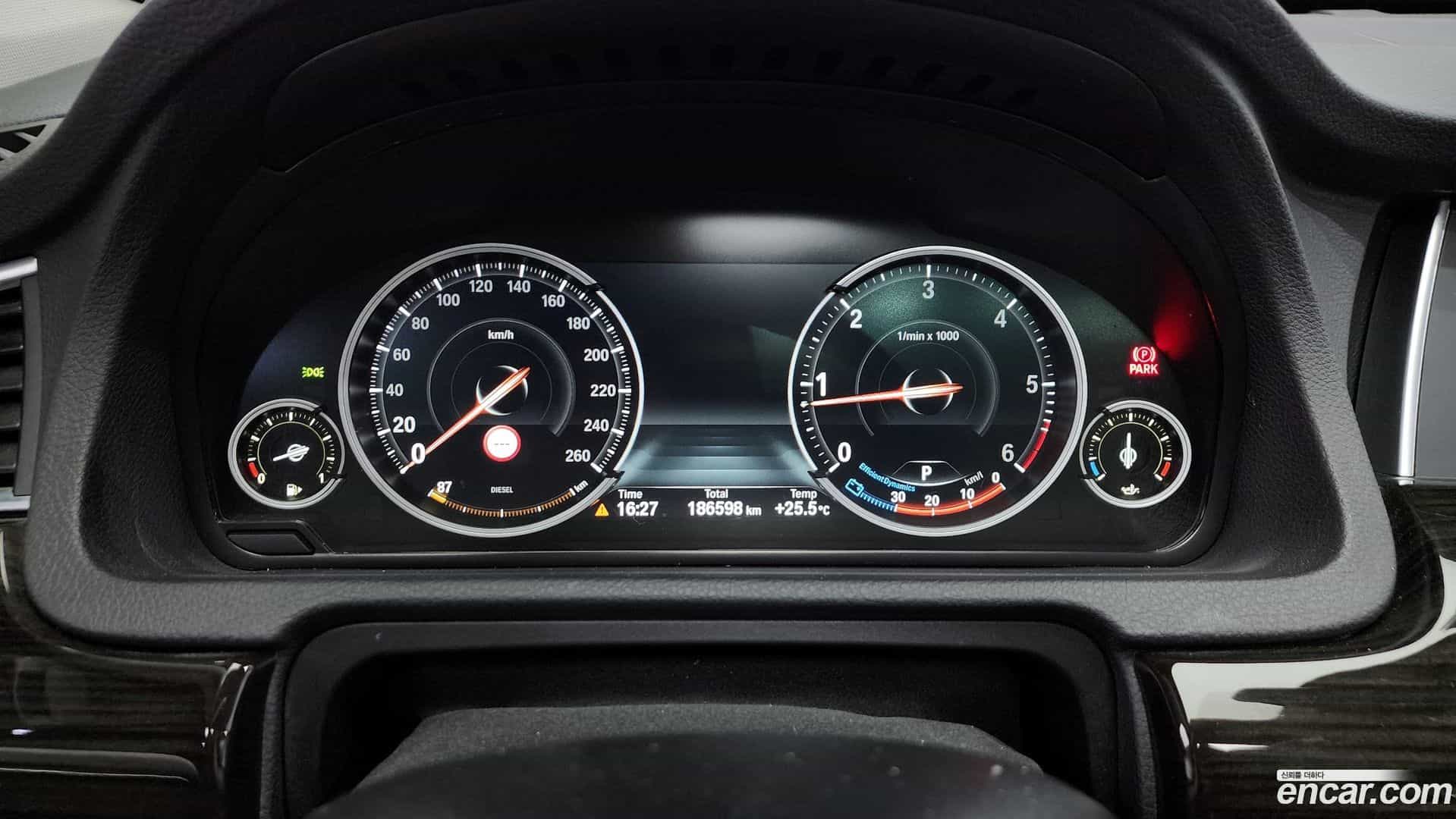 Gran Turismo BMW 2016.1-INNER-008