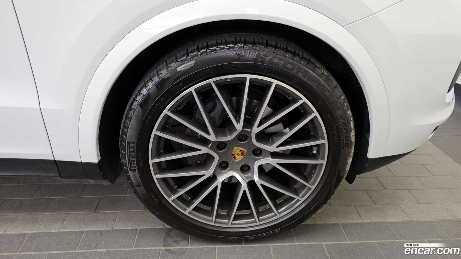 Cayenne Porsche 2021.0-OUTER-005