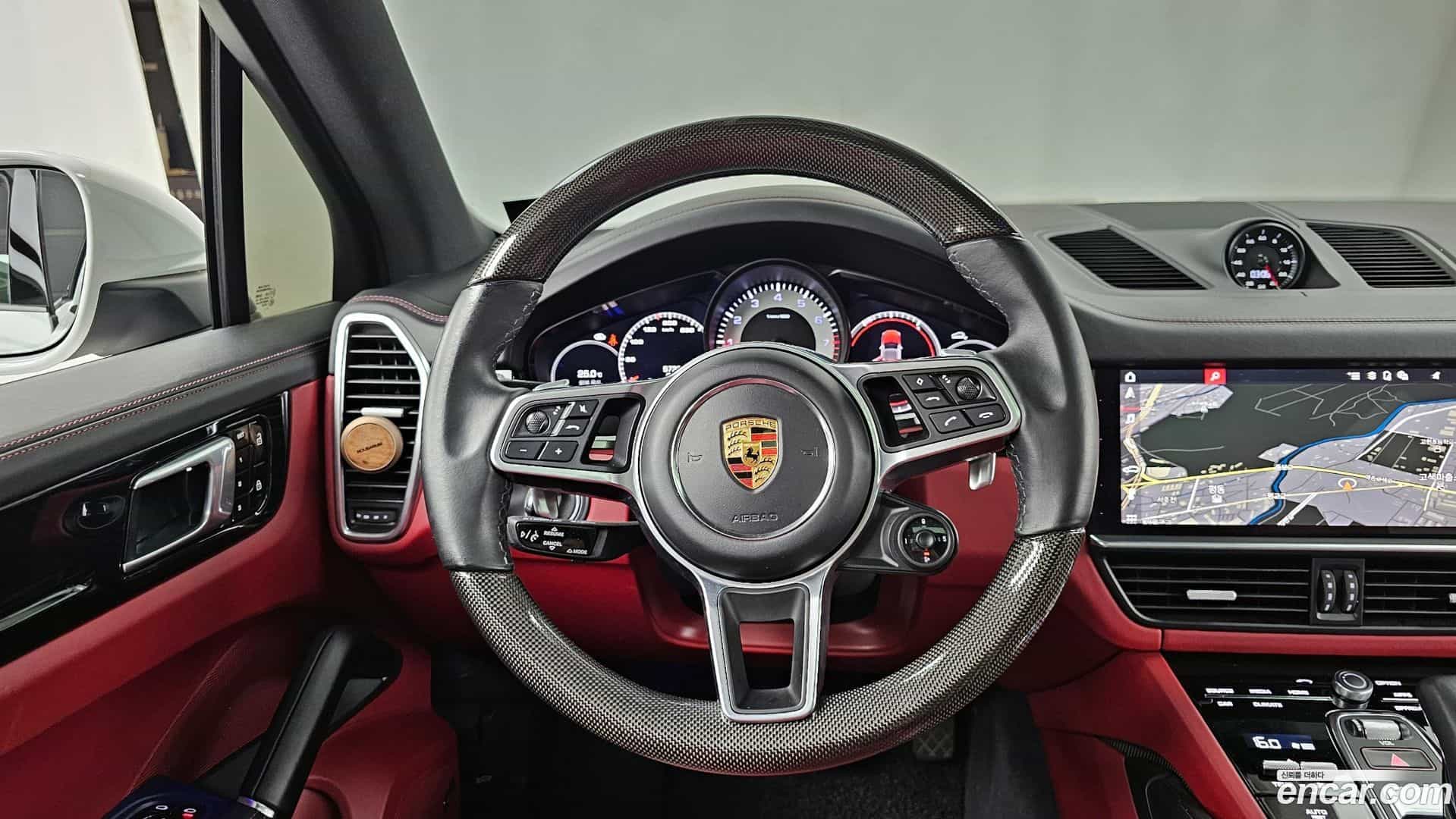 Cayenne Porsche 2021.0-OPTION-017