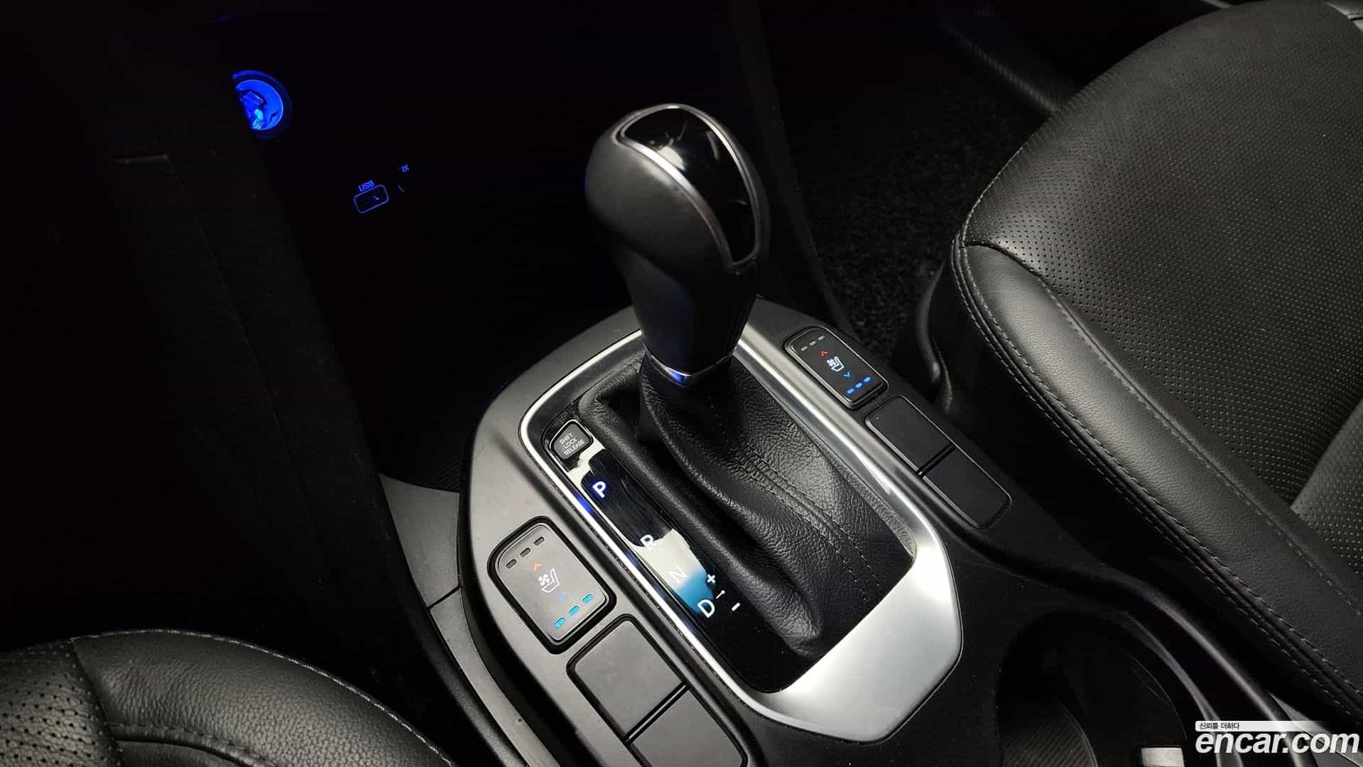Santafe Hyundai 2015.5-INNER-009