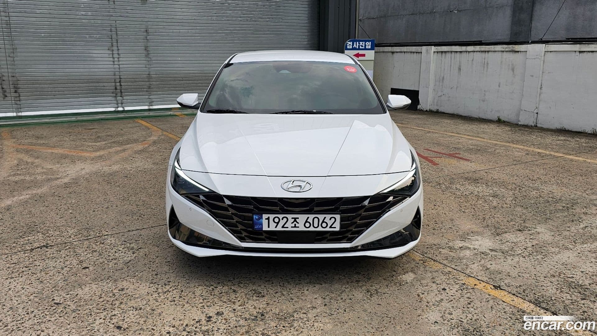Main__Slider__Photo:AVANTE Hyundai 2021.8-0