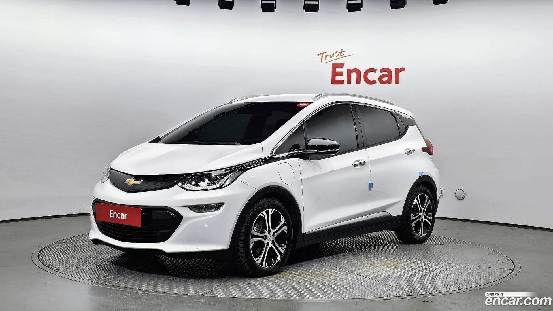 Main__Slider__Photo:Bolt EV Chevrolet 2019.11-0