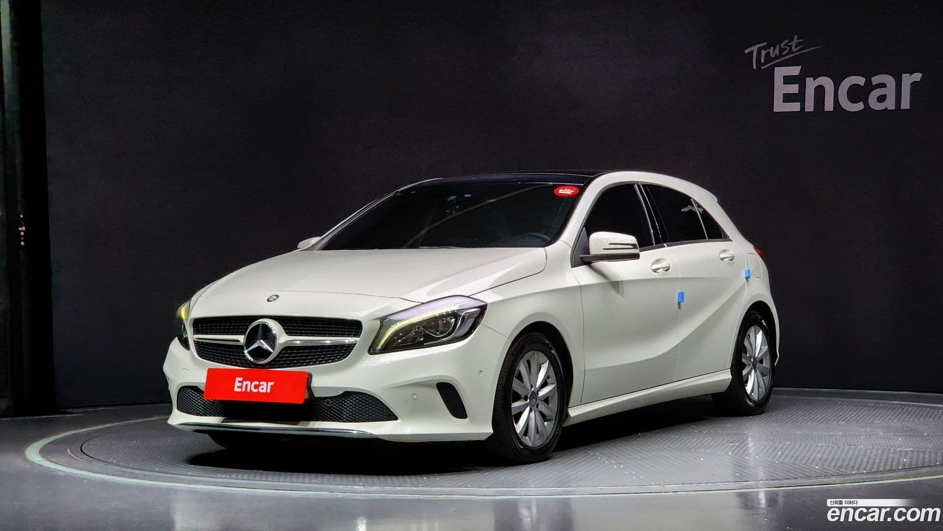Main__Slider__Photo:A-Class Mercedes-Benz 2016.4-0