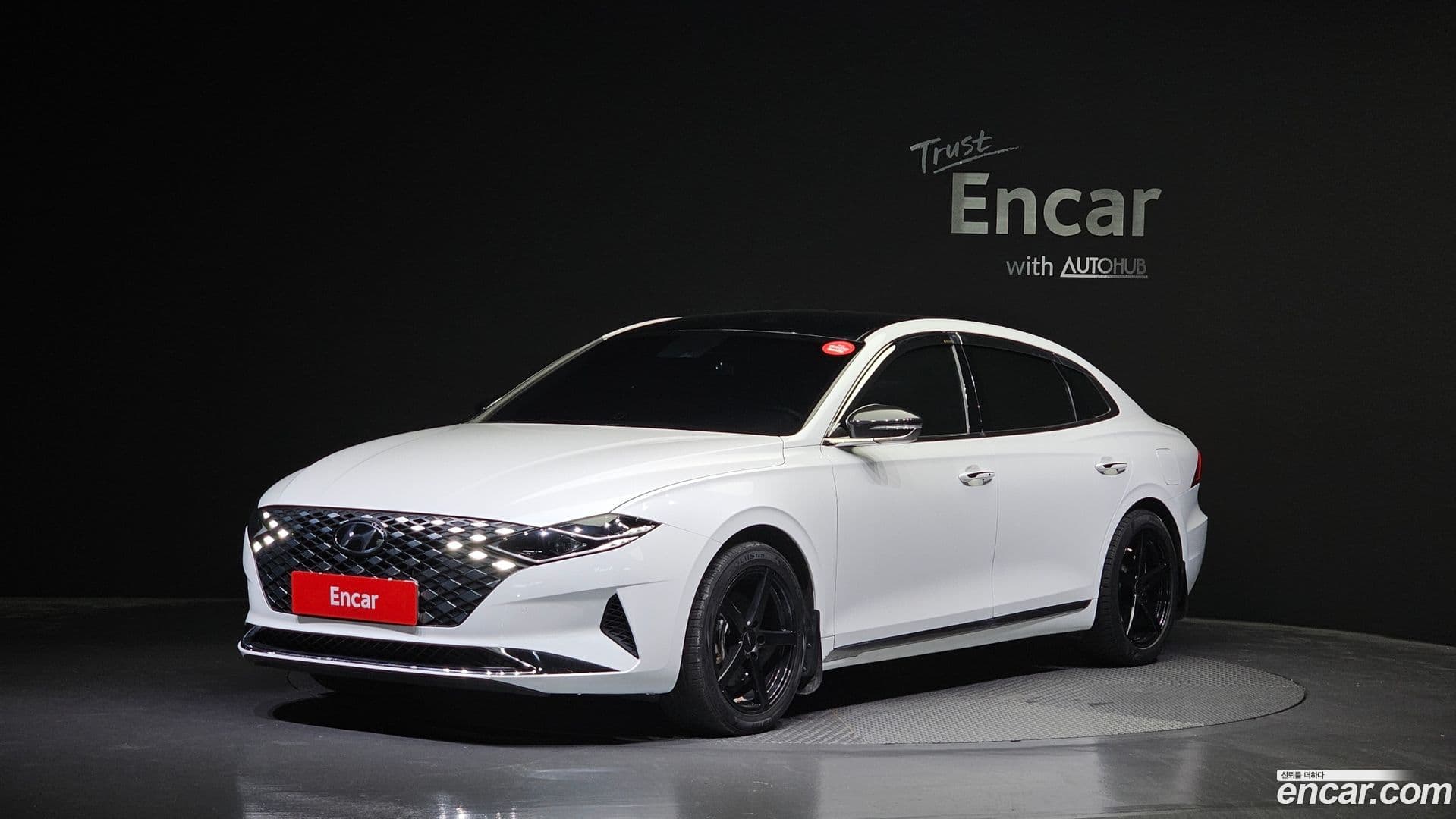Main__Slider__Photo:Grandeur Hyundai 2021.3-0