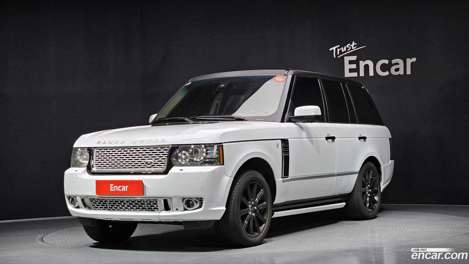 Main__Slider__Photo:Range Rover Land Rover 2010.6-0