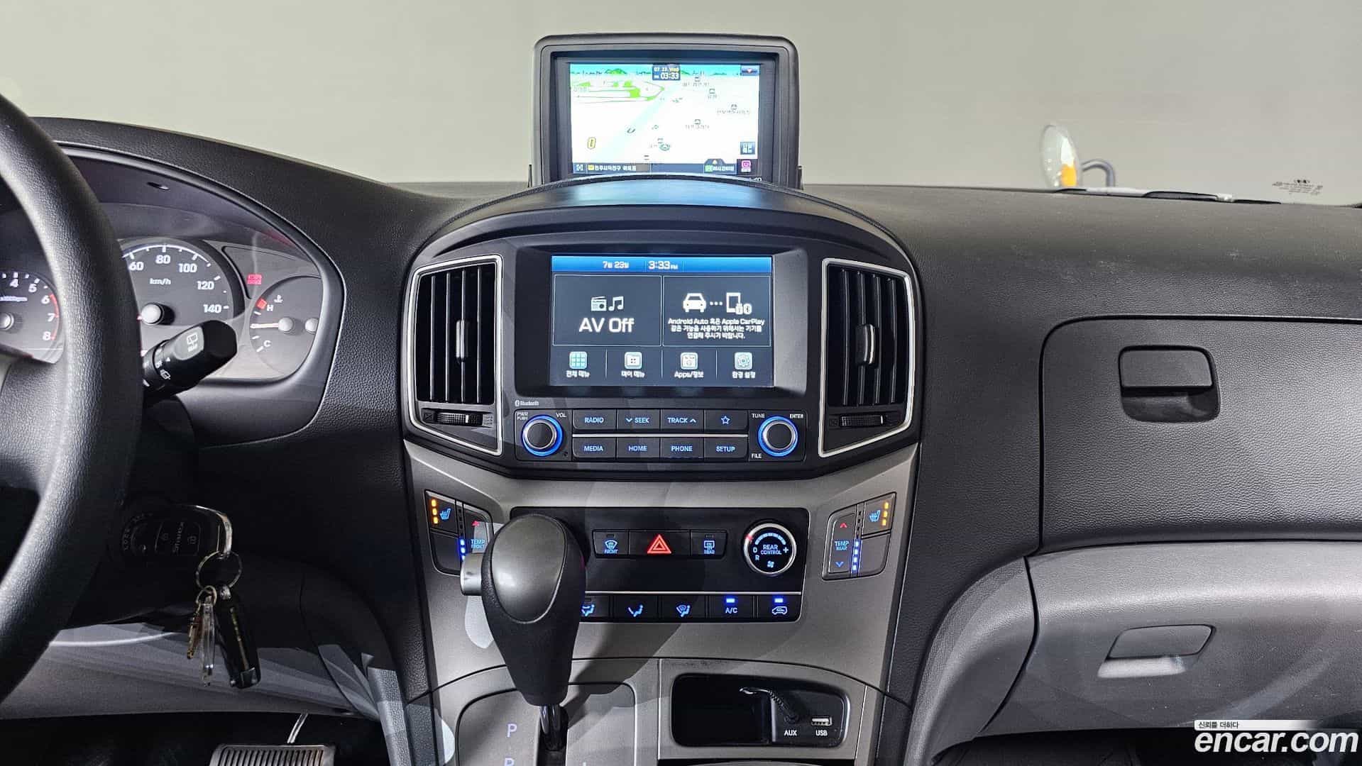 Starex Hyundai 2020.3-OPTION-018