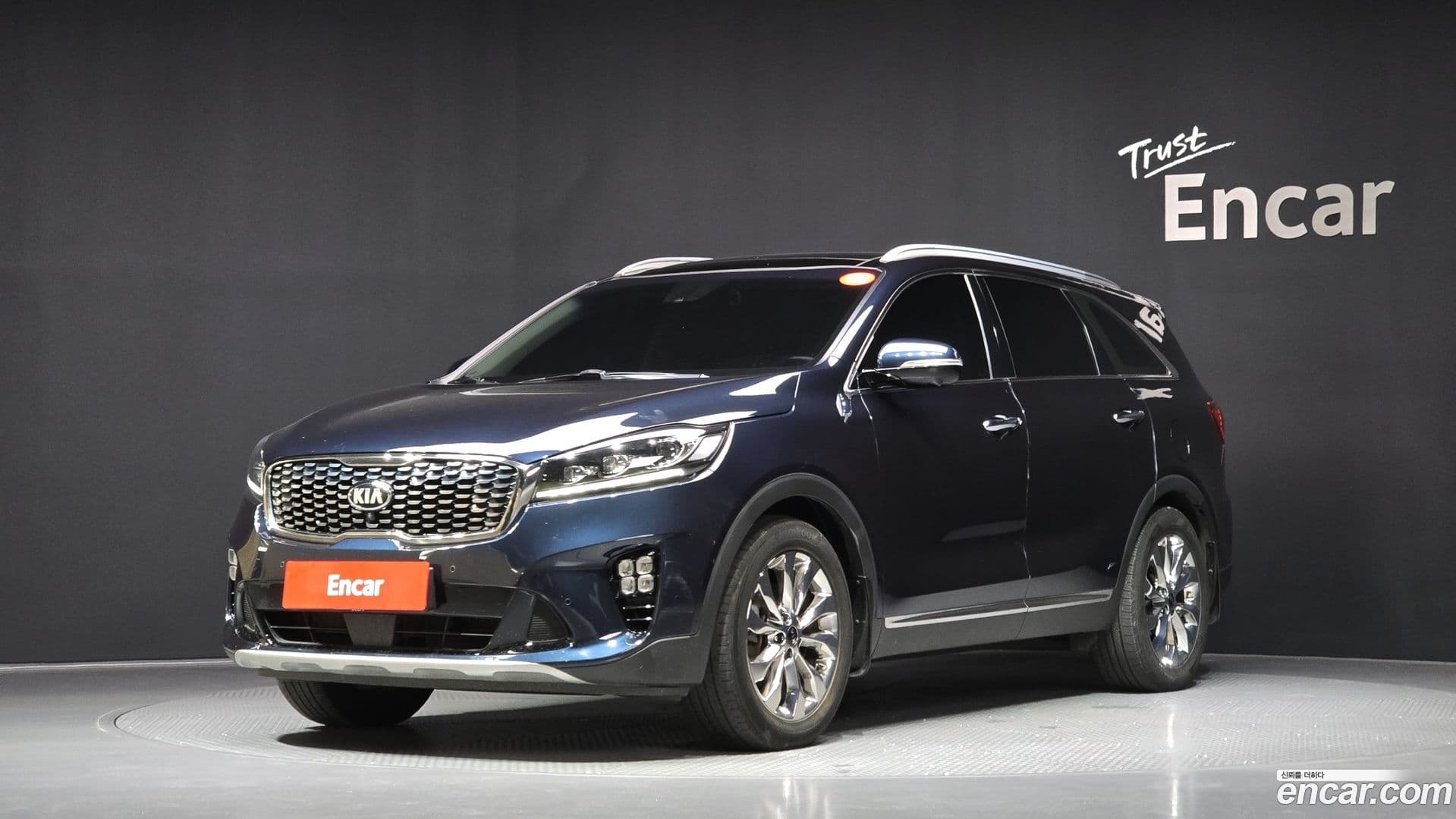 Main__Slider__Photo:Sorento Kia 2017.9-0