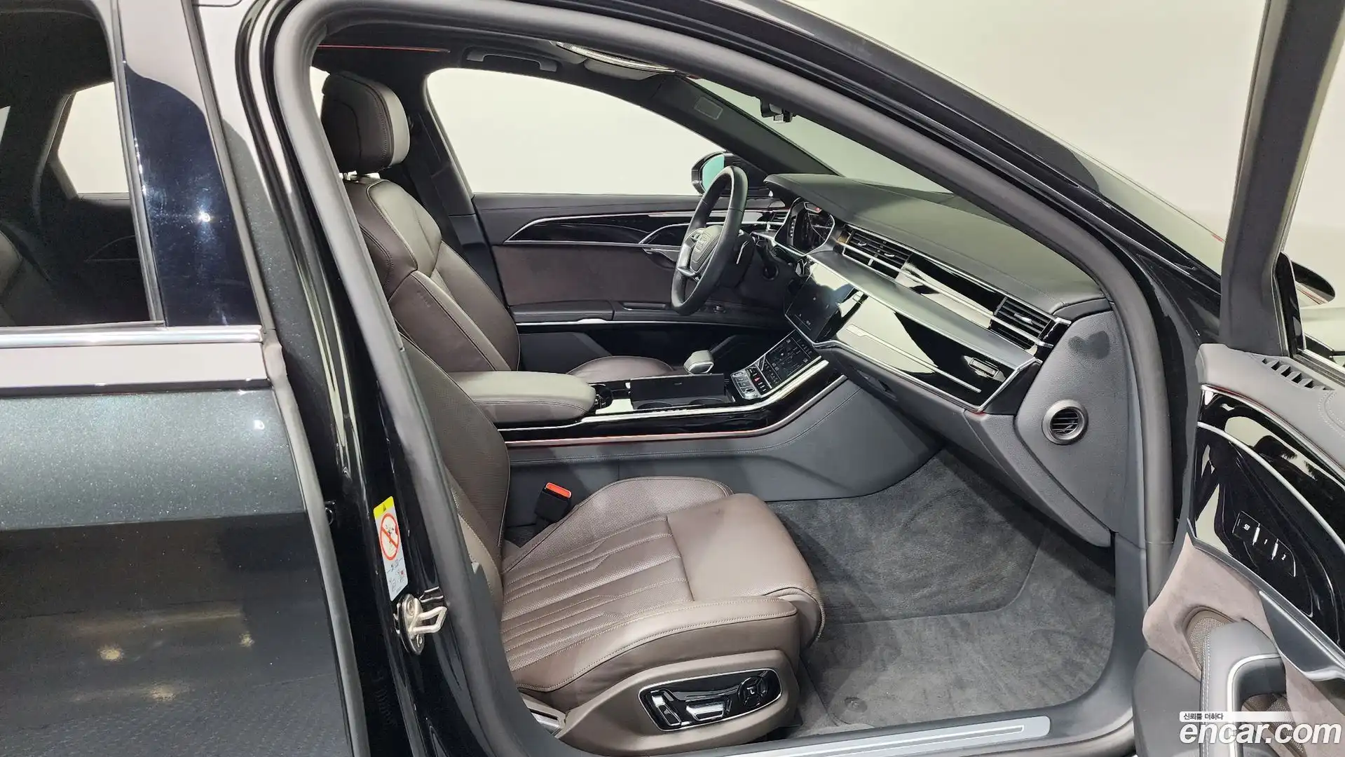 A8 Audi 2023.6-OPTION-015