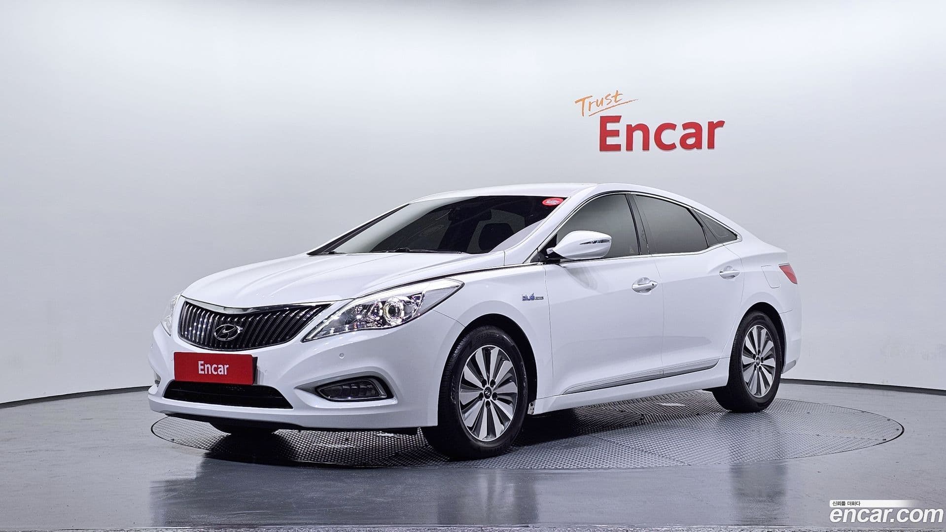 Main__Slider__Photo:Grandeur Hyundai 2014.6-0