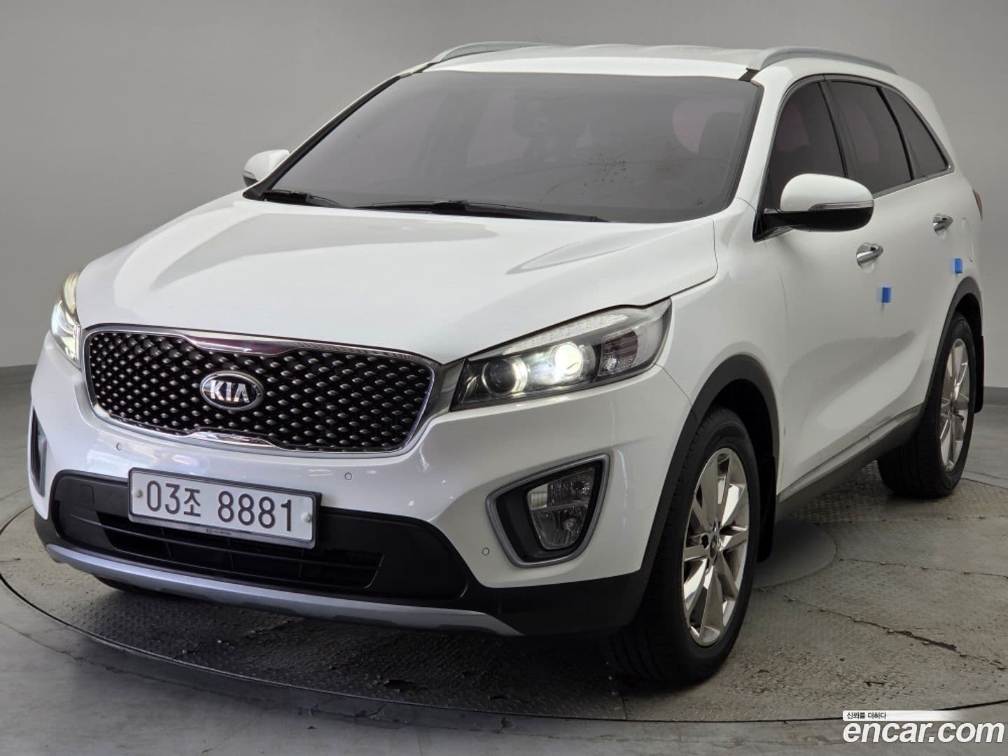Main__Slider__Photo:Sorento Kia 2015.4-0