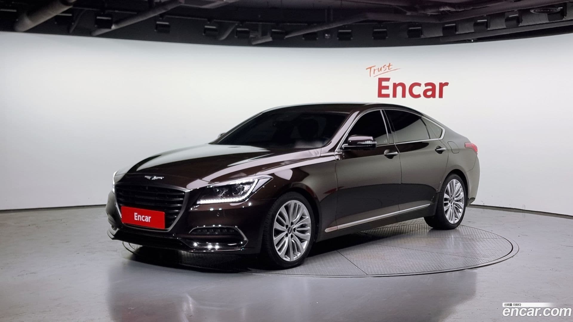 Main__Slider__Photo:G80 Genesis 2019.1-0