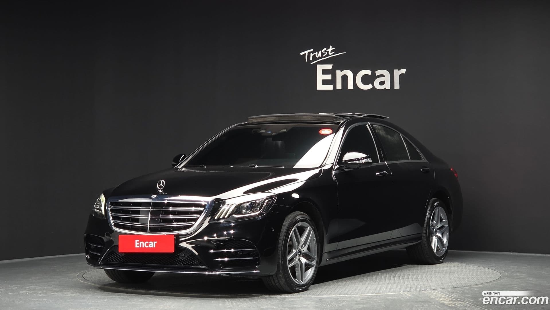 Main__Slider__Photo:S-Class Mercedes-Benz 2019.11-0