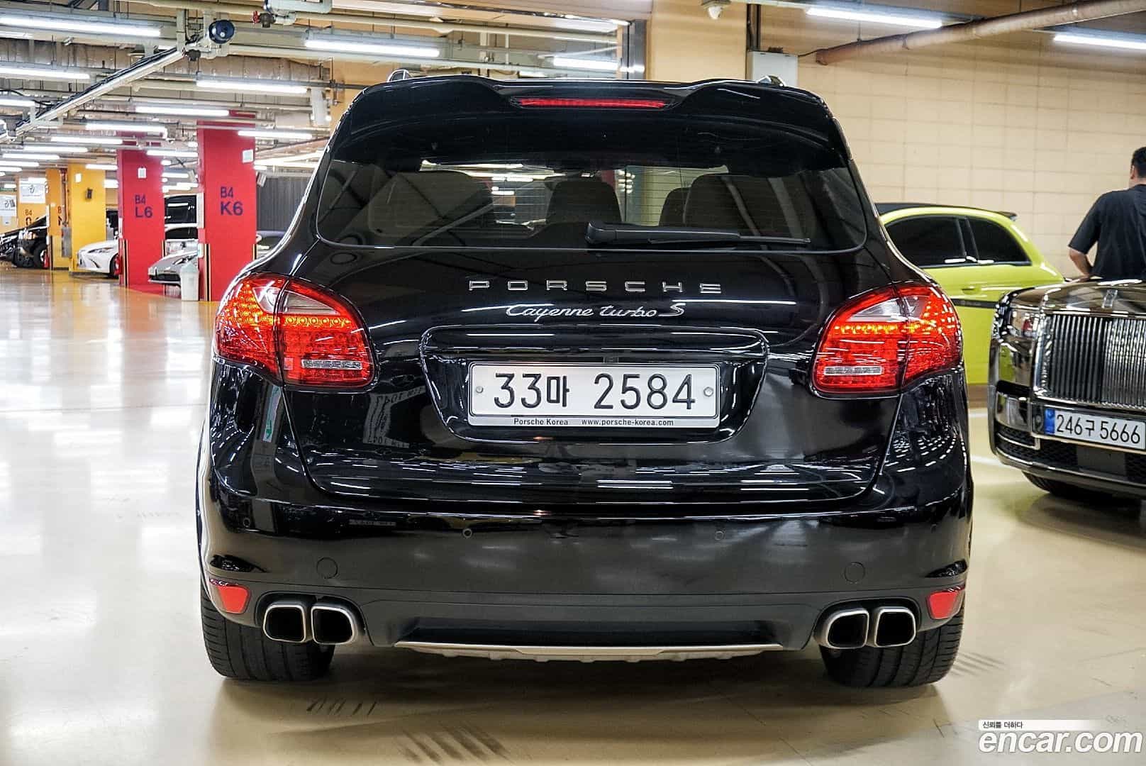 Cayenne Porsche 2013.9-OUTER-004