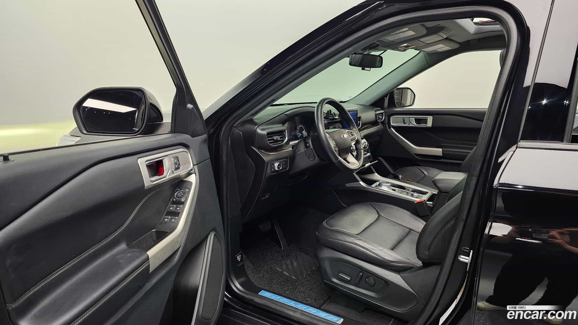 Explorer Ford 2022.7-OPTION-015