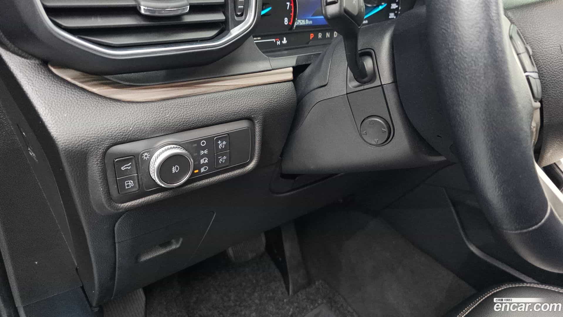 Explorer Ford 2022.7-OPTION-019