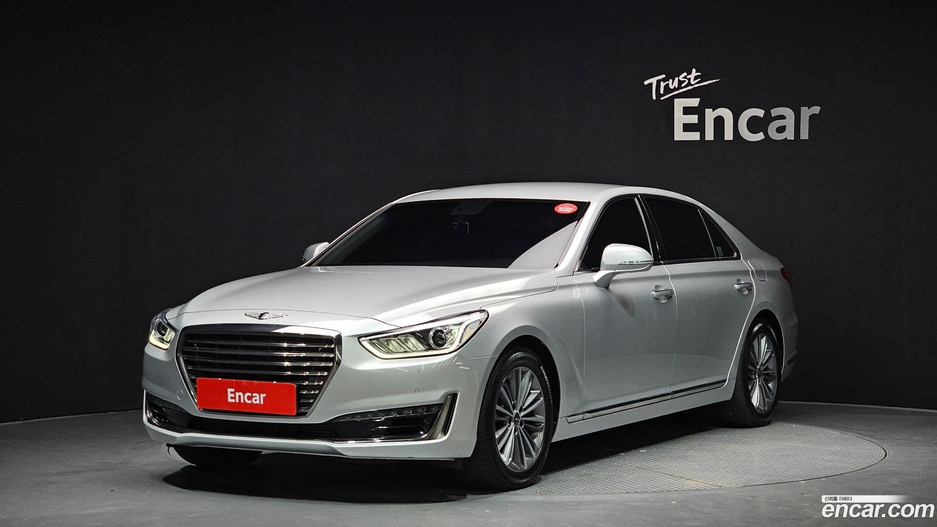 Main__Slider__Photo:EQ900 Genesis 2016.0-0