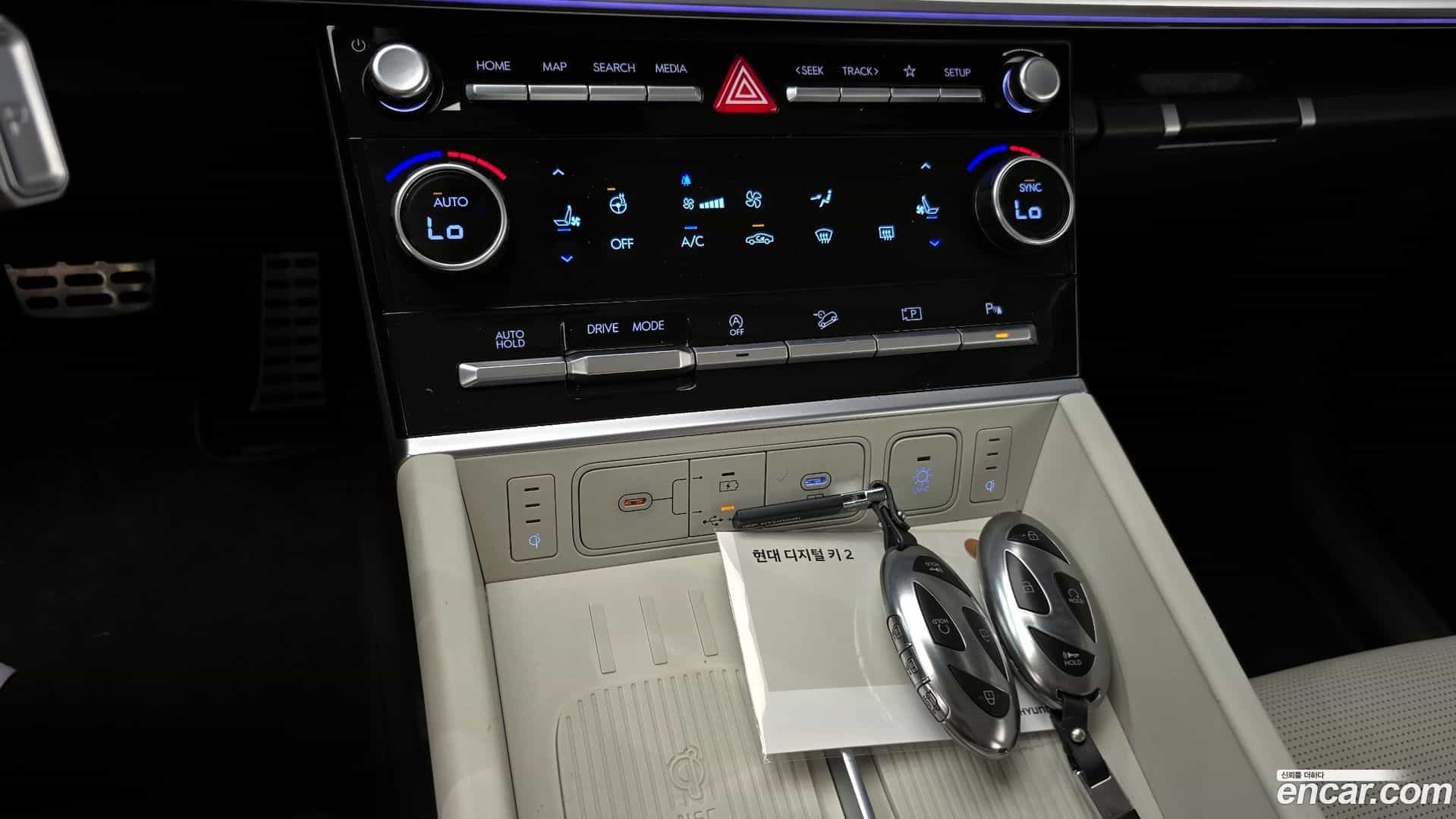 Santafe Hyundai 2024.2-OPTION-20