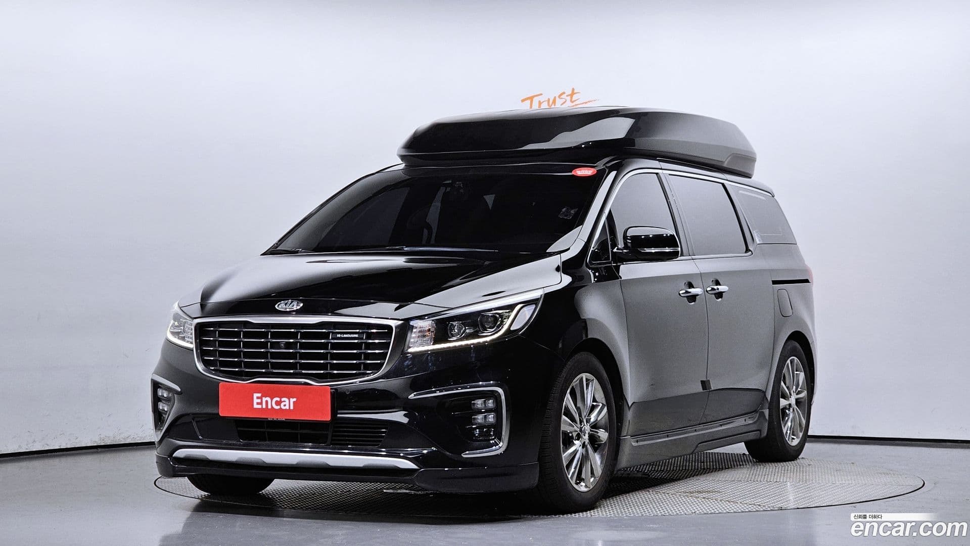 Main__Slider__Photo:Canival Kia 2019.0-0