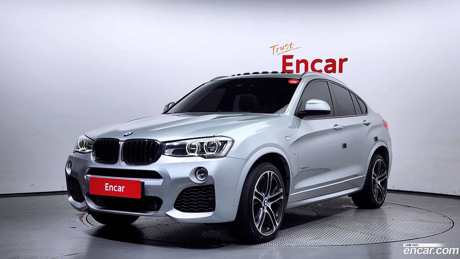 Main__Slider__Photo:X4 BMW 2017.6-0
