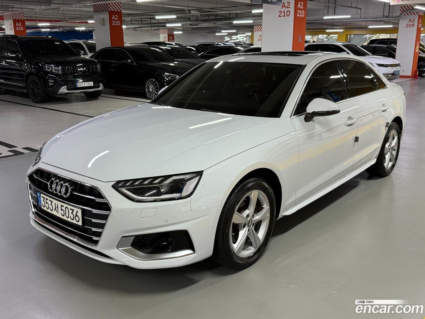 Main__Slider__Photo:A4 Audi 2021.6-0