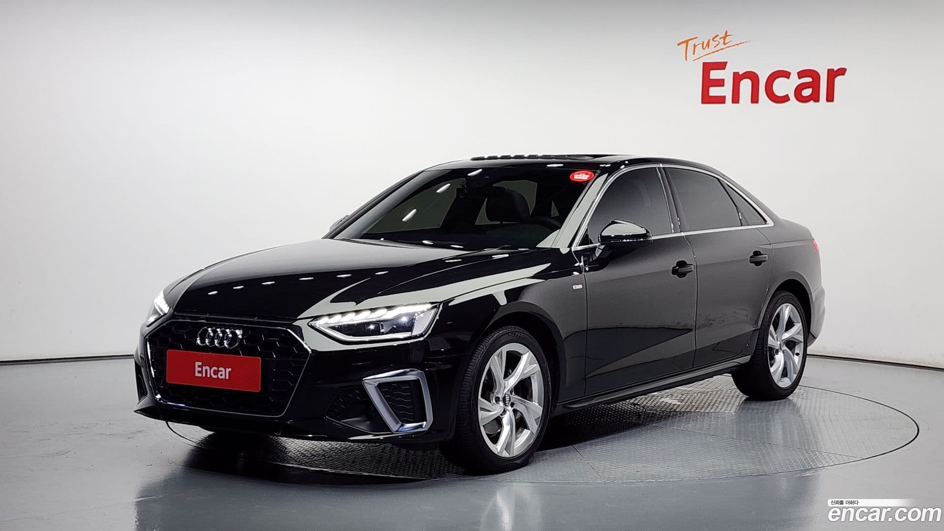 Main__Slider__Photo:A4 Audi 2021.11-0