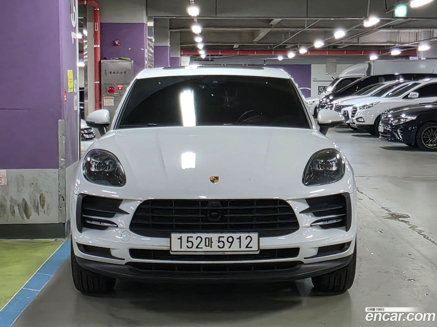 Main__Slider__Photo:Macan Porsche 2019.11-0