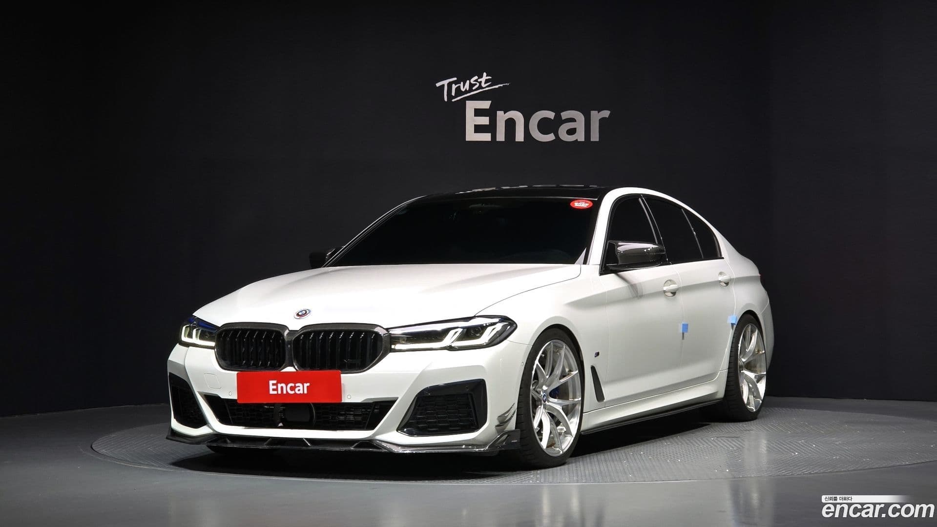 Main__Slider__Photo:5-Series BMW 2023.3-0
